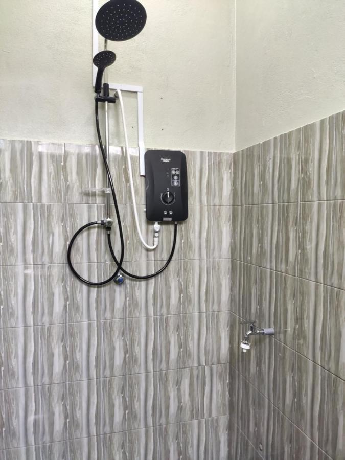 Private Pool Cassa Dinies, Wifi , Bbq,10 Pax Villa Rantau Panjang Exterior photo