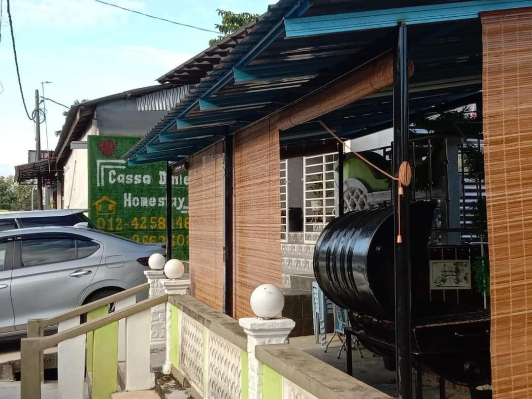 Private Pool Cassa Dinies, Wifi , Bbq,10 Pax Villa Rantau Panjang Exterior photo